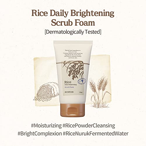 SKINFOOD Rice Daily Scrub Foam 5,07 унция (150 мл) - Хипоалергенни Скраб за лице с оризови трици, Пенящееся Почистващо средство,