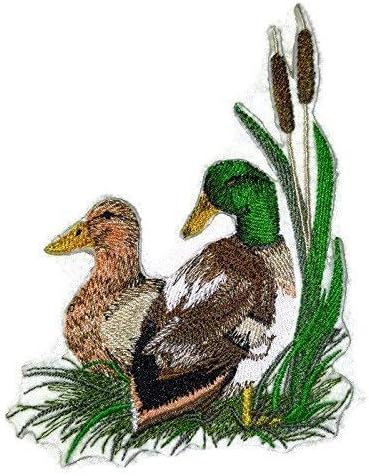 Природа, изтъкана от нишки, Царството на невероятни птици [Двойка зеленоглави патици] [Индивидуална и уникална] Бродирани желязо нашивка