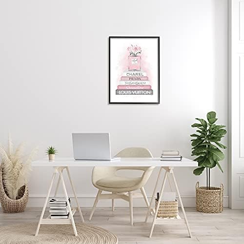 Парфюм Stupell Industries Pink Roses, Бляскава полк за мода на книги, Дизайн на Аманда Грийнуд, Стенно изкуство в черна рамка, 24 x 30