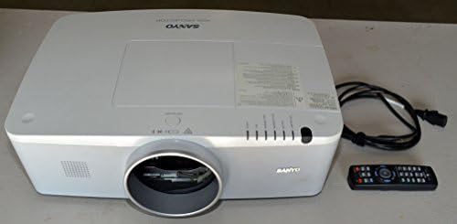 Преносим мултимедиен 3LCD проектор Sanyo PLC-XM100, 5000 Лумена