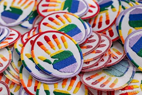 Гордостта на ЛГБТ (лесбийки, гейове, бисексуални и транссексуални) Дъгата Овал с Нашивкой ръчно изработени (с 2.3 x 3)