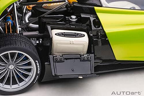 Pagani Huayra Roadster Verde Firenze Зелен Металик и Въглероден с Багажным Комплект 1/18 Модел на Колата от Autoart 78288