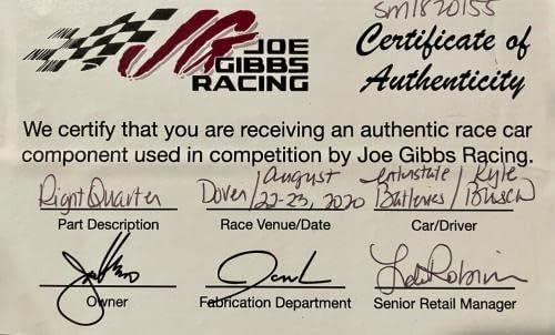 В състезанието 2020 г. Кайл Буш с автограф Interstate Batteries е Използвал детайл от ламарина 8x10 # 5 - Снимки НАСКАР с автограф