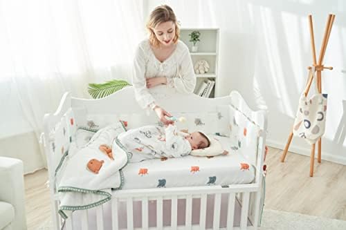 Новороденото е дълбоко заспал с нашите Премиальным комплект спално бельо за бебешко легло от 6 теми, в който е включен чаршаф Dupont
