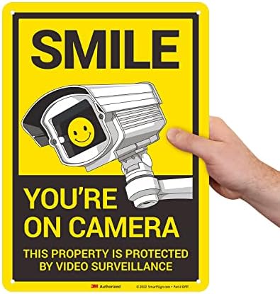 SmartSign 14 x 10 инча се усмихвайте, вие на камерата, тази собственост е Защитена видеонаблюдение Метални табели, 40-мм алуминиев Отразяваща