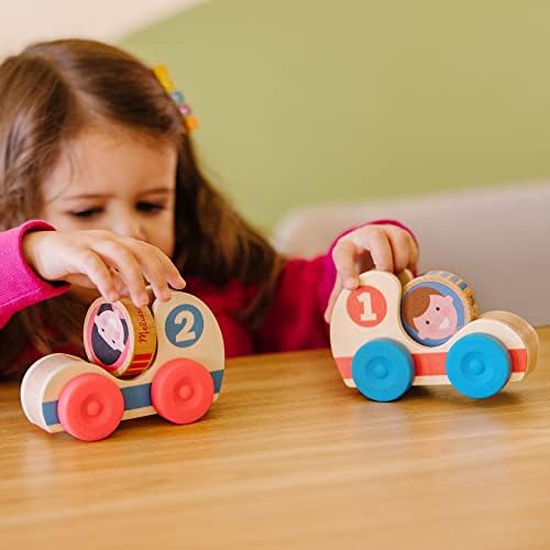 Дървени състезателни машини Melissa & Doug GO Tots (2 коли, 2 диска) - Сгъване играчки За бебета, Ръчни повдигачи, Дървени машини-детски