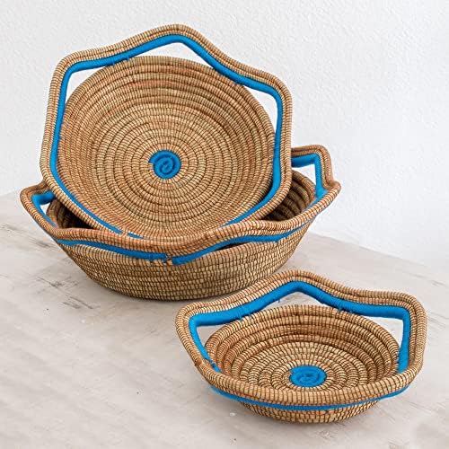 Декоративна кошница за борови иглички NOVICA, Синя и кафява, Речни вълни (комплект от 3 броя)