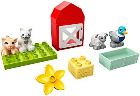 LEGO DUPLO Town Farm Animal Care 10949 Играчка за малки деца, Момичета и Момчета от 2 години с Фигурки на Патици, Свине, Овце и Котка, Играчки за ранно развитие