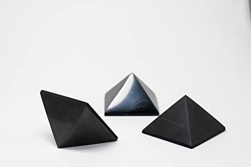 Shungite Club Полиран Пирамидка от шунгита, Определени Пирамидок от Черен Камък за Защита на Дома и Балансиране на Чакрите, Кристални Лечебни Камъни, Подаръчен комплект ?